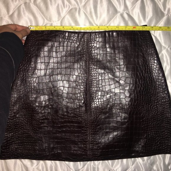 🌺 SOLD 🌺 Alice + Olivia Riley Croc Skirt, NWT - Picture 10 of 11